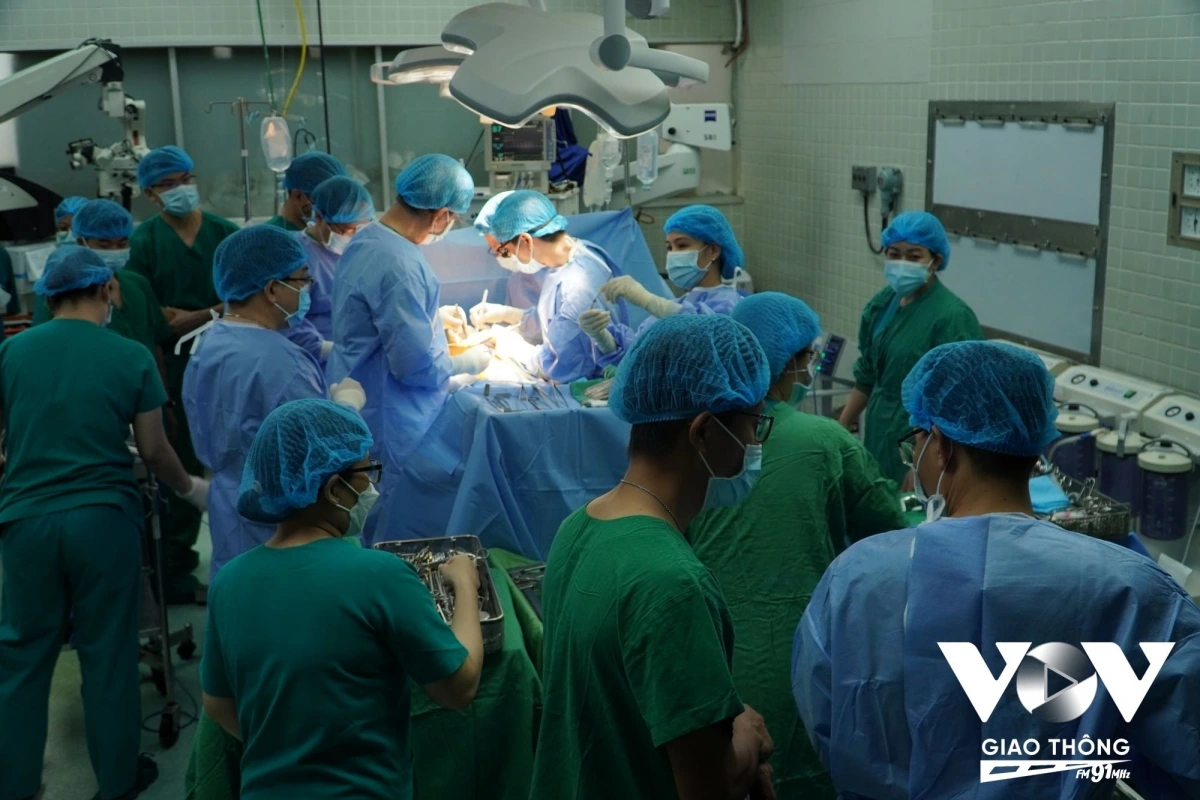 Có người hiến tặng đến 6 bộ phần cơ thể người như tim, gan, 2 thận 2 giác mạc, lúc hiến tặng họ không mong cầu được đáp đền chỉ duy nhất hy vọng cứu lấy sự sống người bệnh