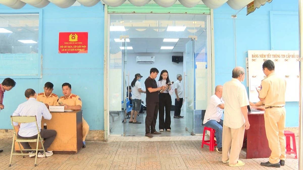 Hoạt động cấp đổi GPLX trên địa bàn TP.HCM đã được triển khai lại từ đầu tháng 3-2025, sau một thời gian tạm dừng