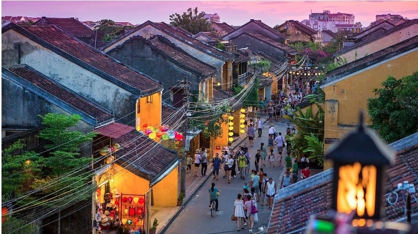Hoi An is selected as an ideal destination for plastic-free travel by Booking.com