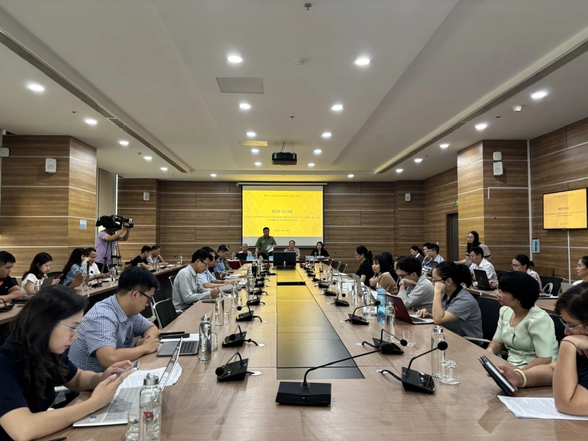 Hội nghị cung cấp thông tin cho báo chí về công tác nhân quyền và thông tin đối ngoại diễn ra tại Hà Nội ngày 24/7