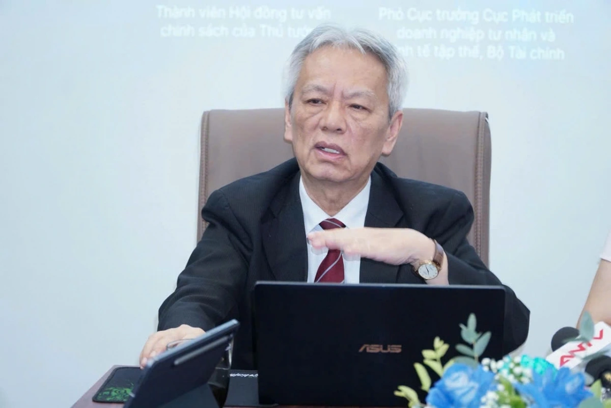Ông Nguyễn Sỹ Dũng