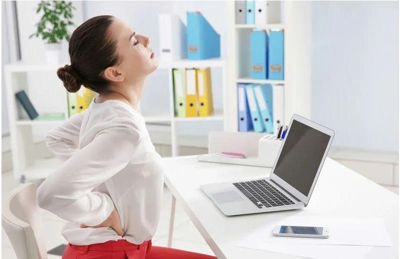Để có một cơ thể khỏe mạnh và duy trì khả năng vận động lâu dài, người trẻ luôn cần chú ý đến tư thế, thói quen sinh hoạt (ảnh minh họa)
