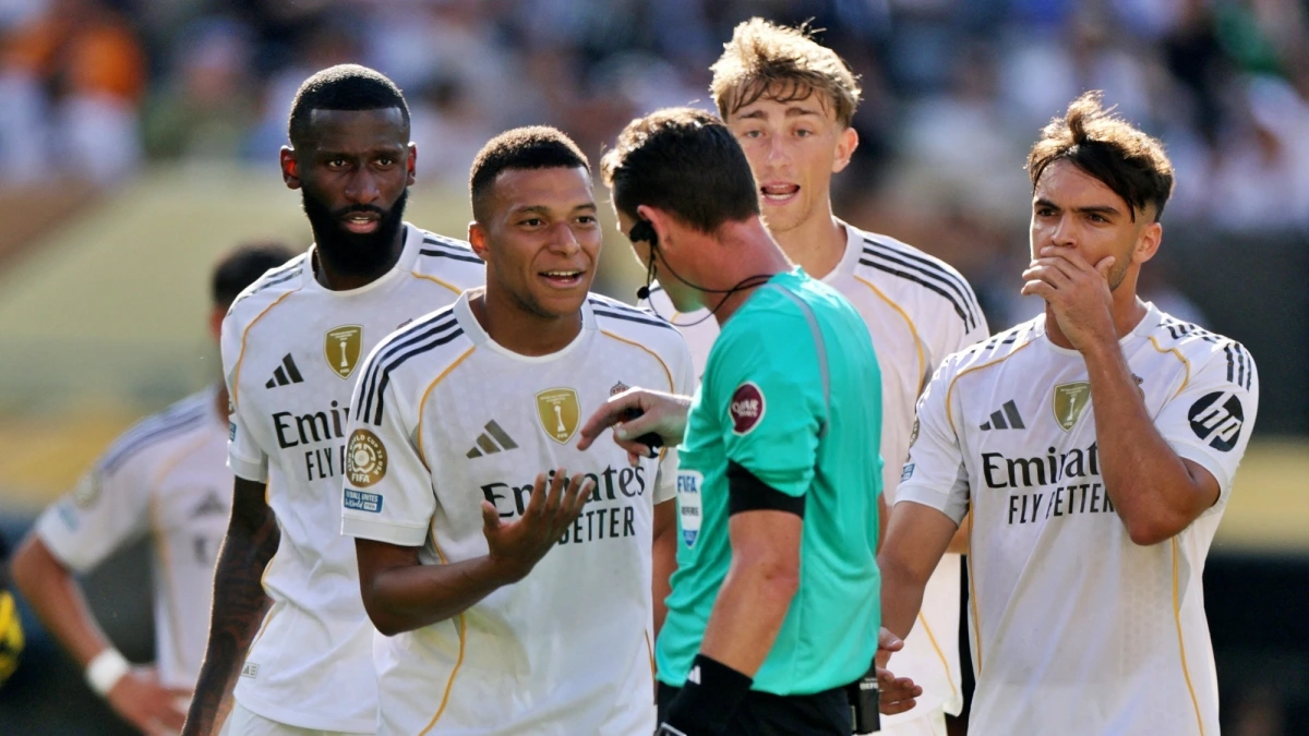 Real Madrid gặp sự cố trước trận đấu với PSG tại bán kết FIFA Club World Cup 2025™. (Ảnh: Reuters)