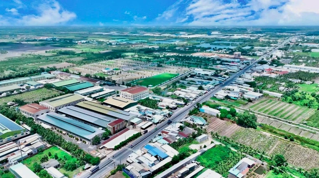 Vành đai 4 là tuyến hạ tầng chiến lược mới giúp Long An (cũ) trở thành tâm điểm khi sở hữu chiều dài lớn nhất toàn tuyến