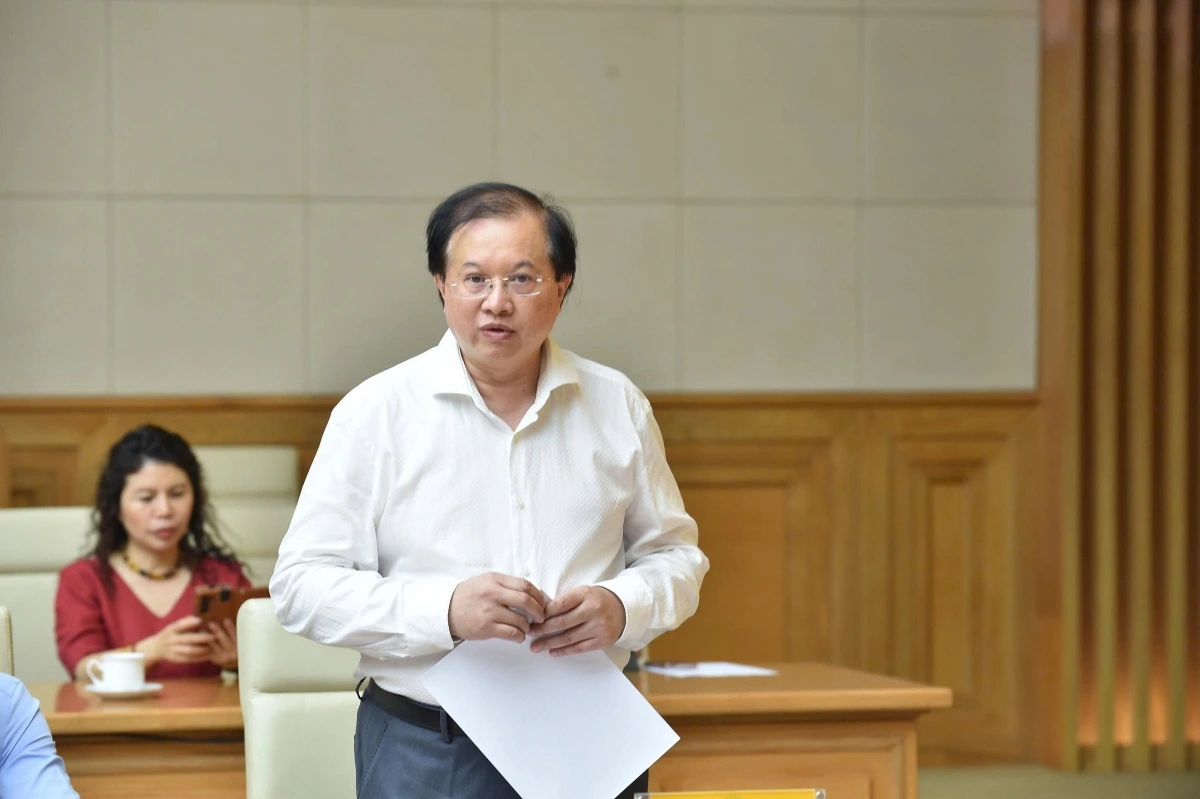Thứ trưởng Bộ VHTTDL Tạ Quang Đông
