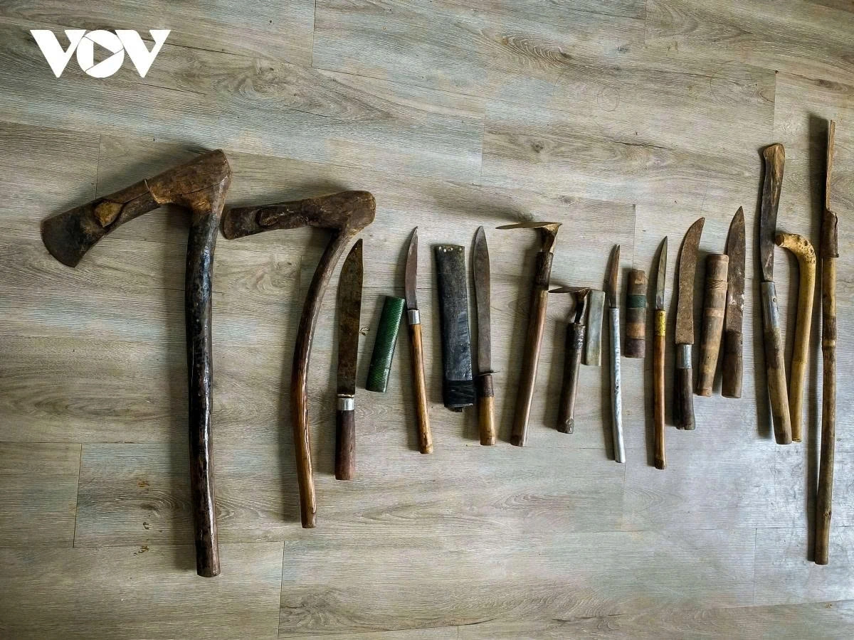 The working tools of the Xo Dang people