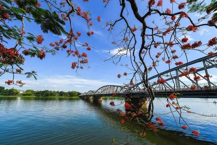 Bắc Bộ ngày nắng, chiều tối dễ có mưa rào và dông
