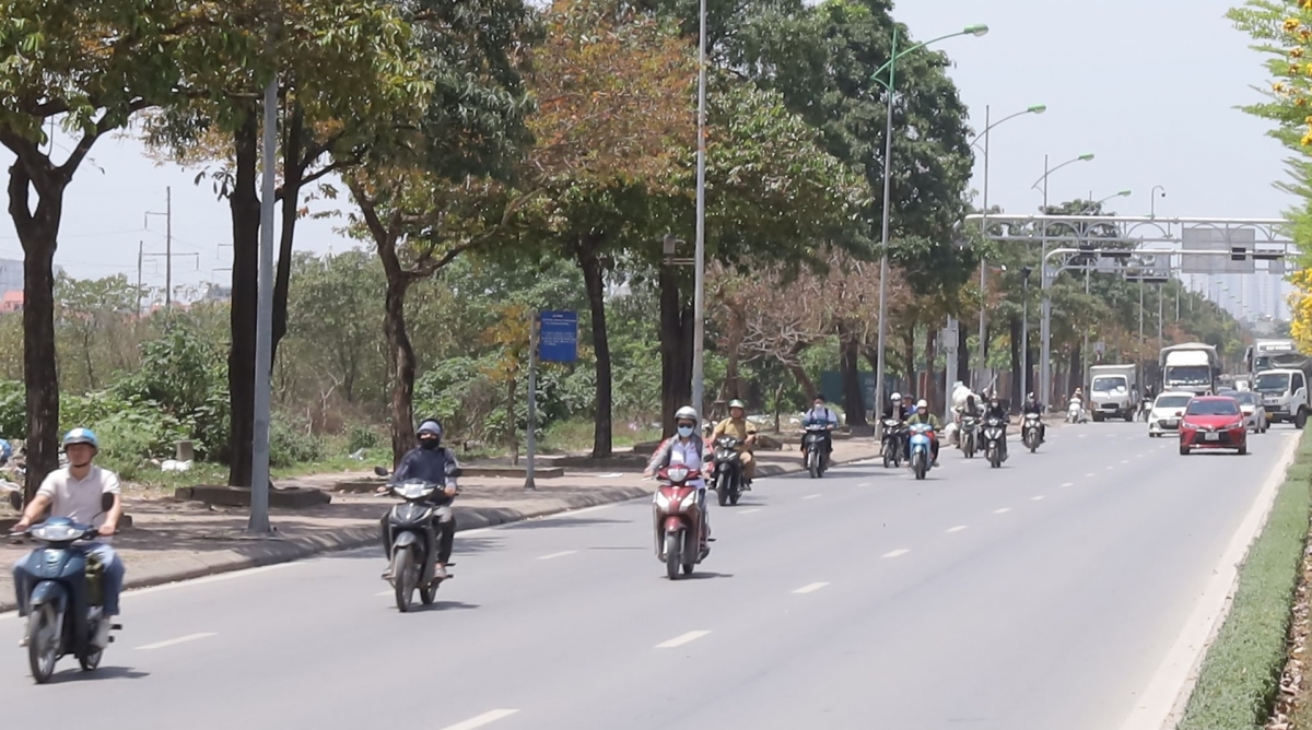 Bắc Bộ ngày nắng, chiều tối có mưa rào và dông
