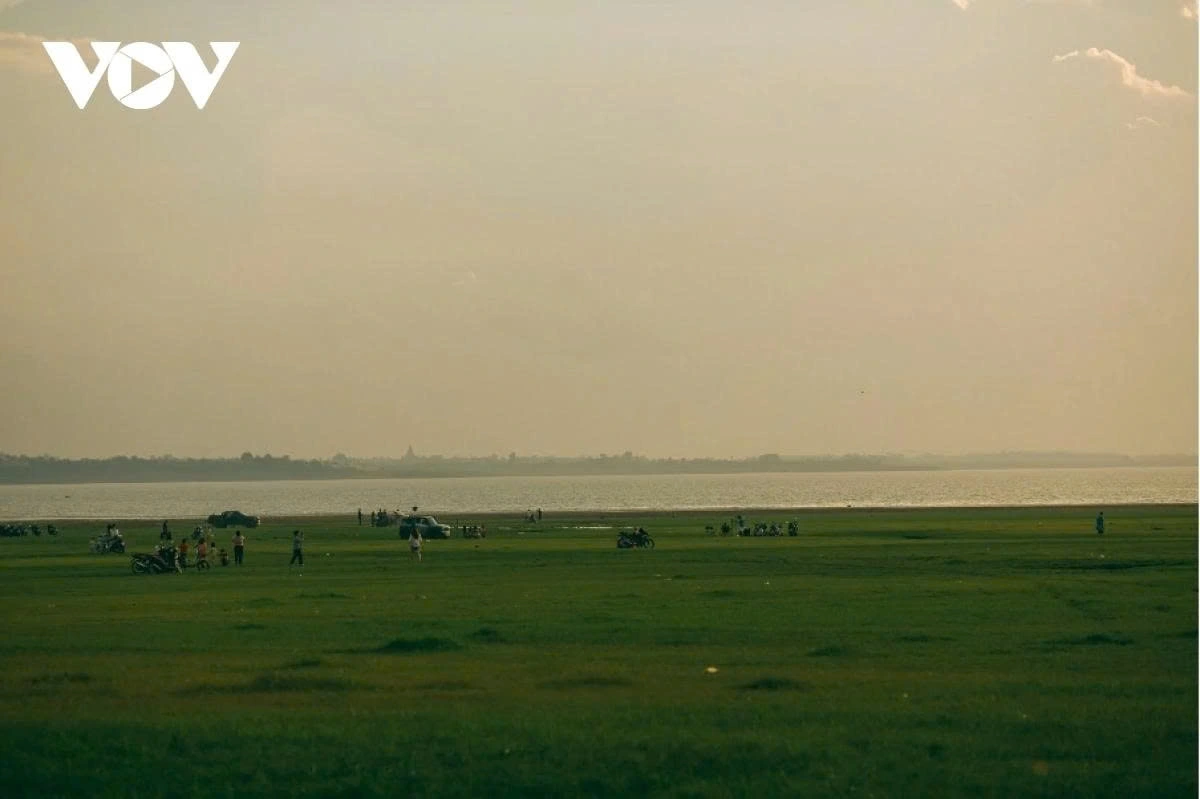 Known as the “green lung” of the Southeast region, this place attracts many young people and families who love the fresh, tranquil natural surroundings.
