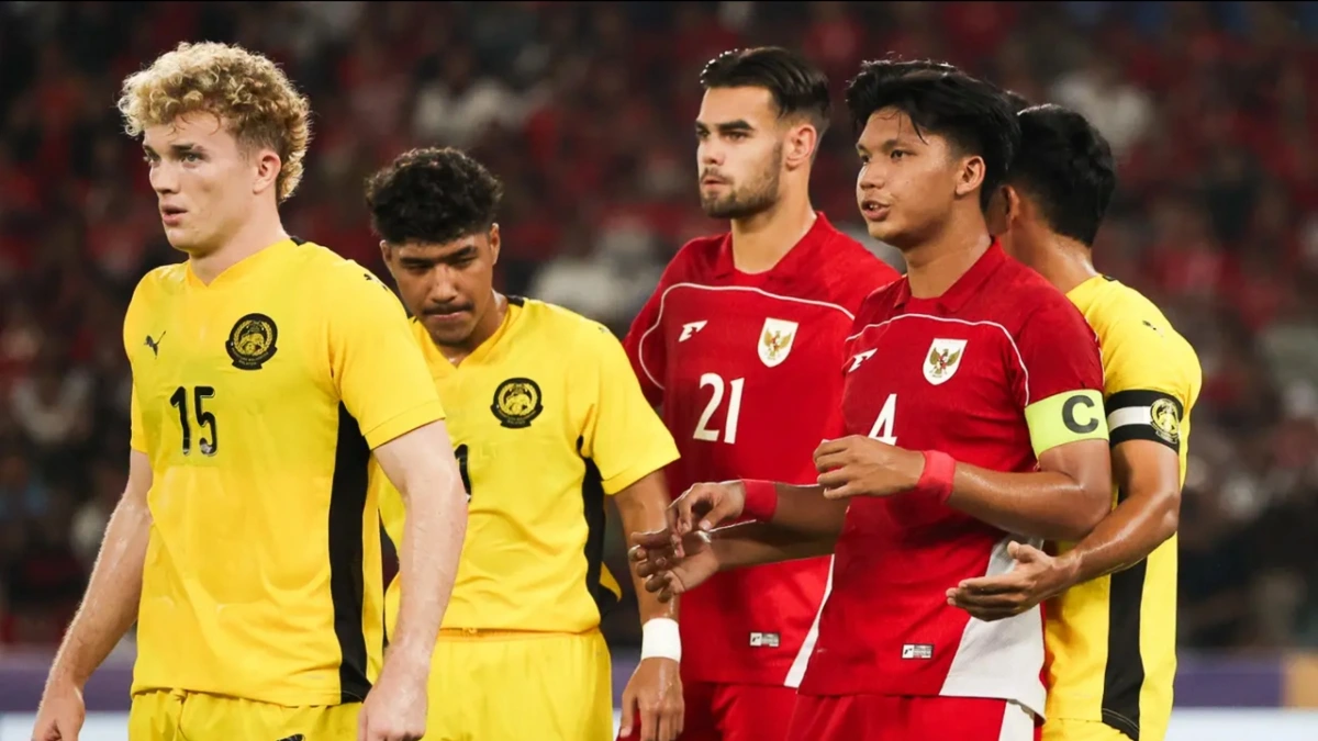 Hàng công U23 Indonesia chơi không tốt trong trận hoà U23 Malaysia (Ảnh: Bola)