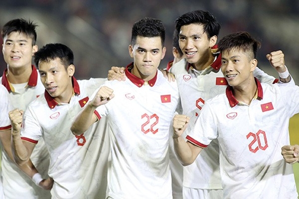 The Vietnamese team have the opportunity to compete with Cambodia and Bangladesh in September. (Photo: giaoducthoidai.vn)