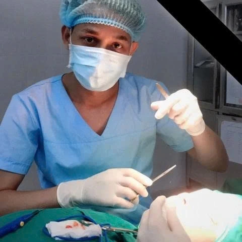 Bác sĩ Ngọc Sơn Tùng, Trưởng khoa Phẫu thuật Tạo hình - Thẩm mỹ, Bệnh viện Trung ương Thái Nguyên. Ảnh: BSCC