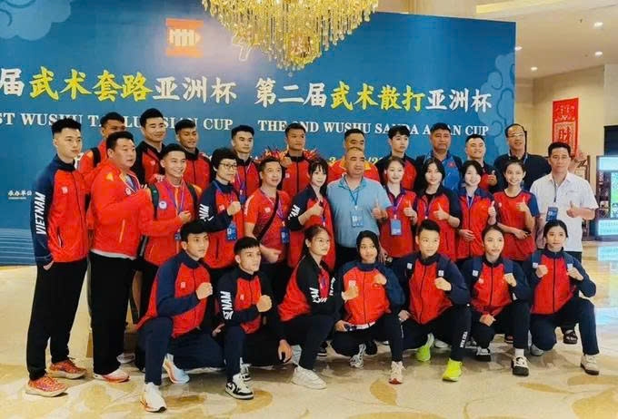 The Vietnamese team take two gold, eight silver, and two bronze medals, finishing third in the overall rankings at the Wushu Asian Cup 2025. (Photo: SGGP/Minh Minh)