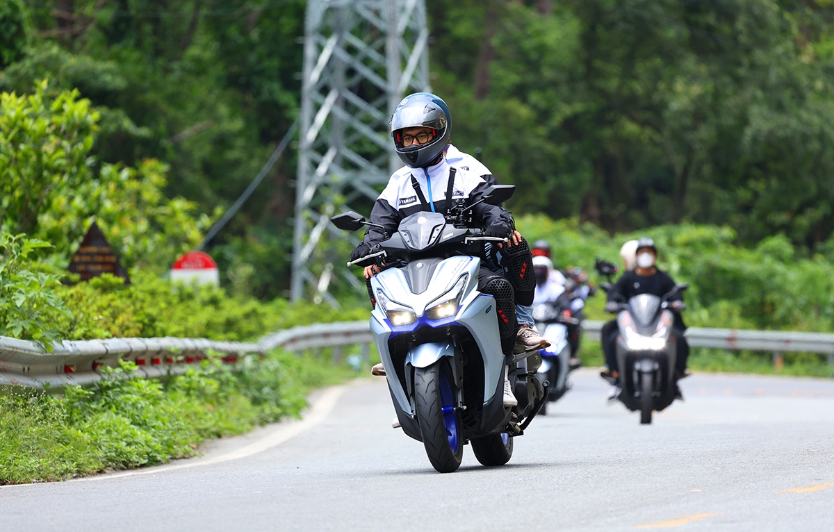 yamaha_1.jpg