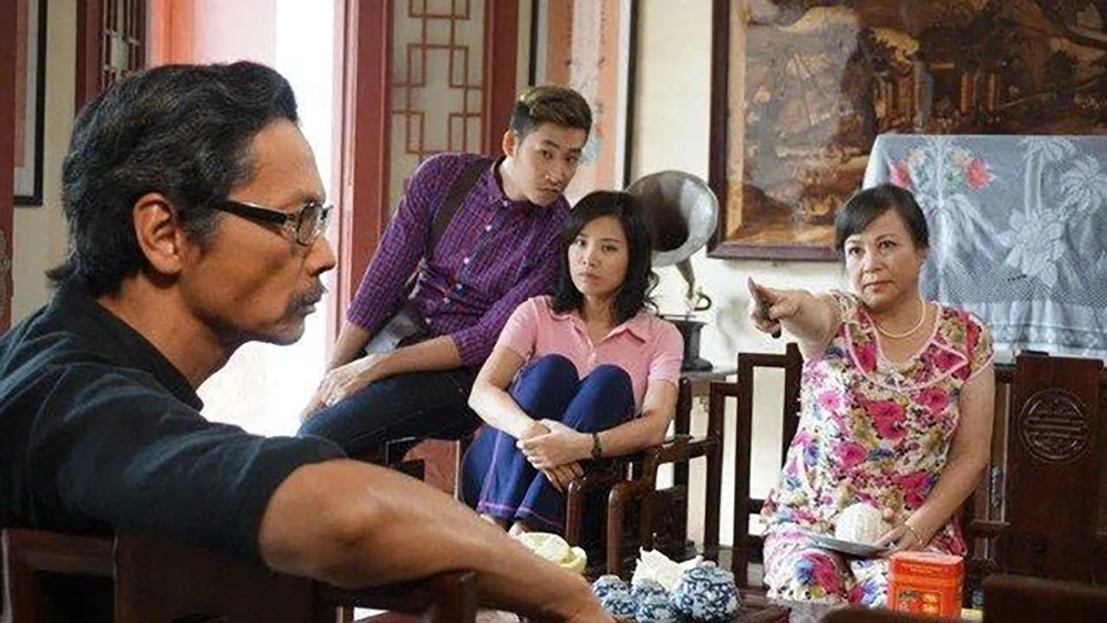 NSƯT Thanh Quý vào vai bà Minh, vợ của ông Minh. (Ảnh: VFC)