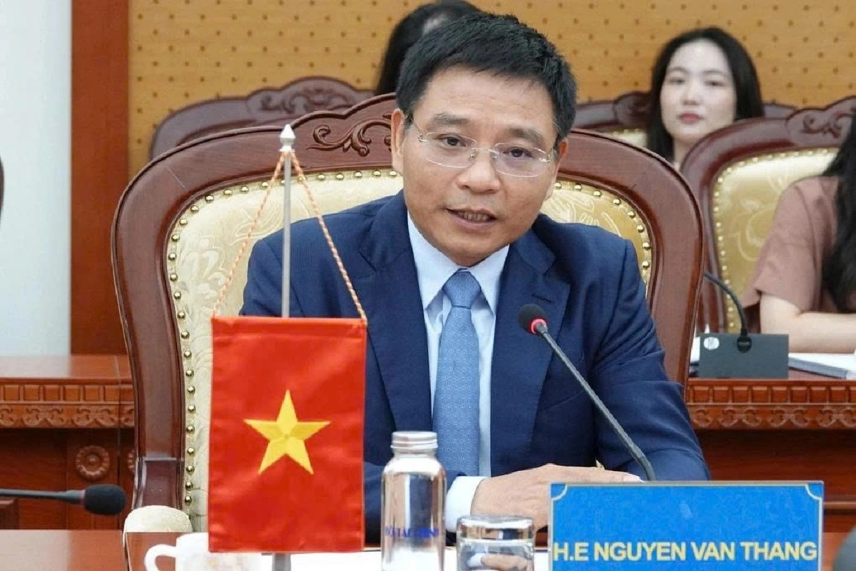  Bộ trưởng Bộ Tài chính Nguyễn Văn Thắng làm việc với FTSE Russell