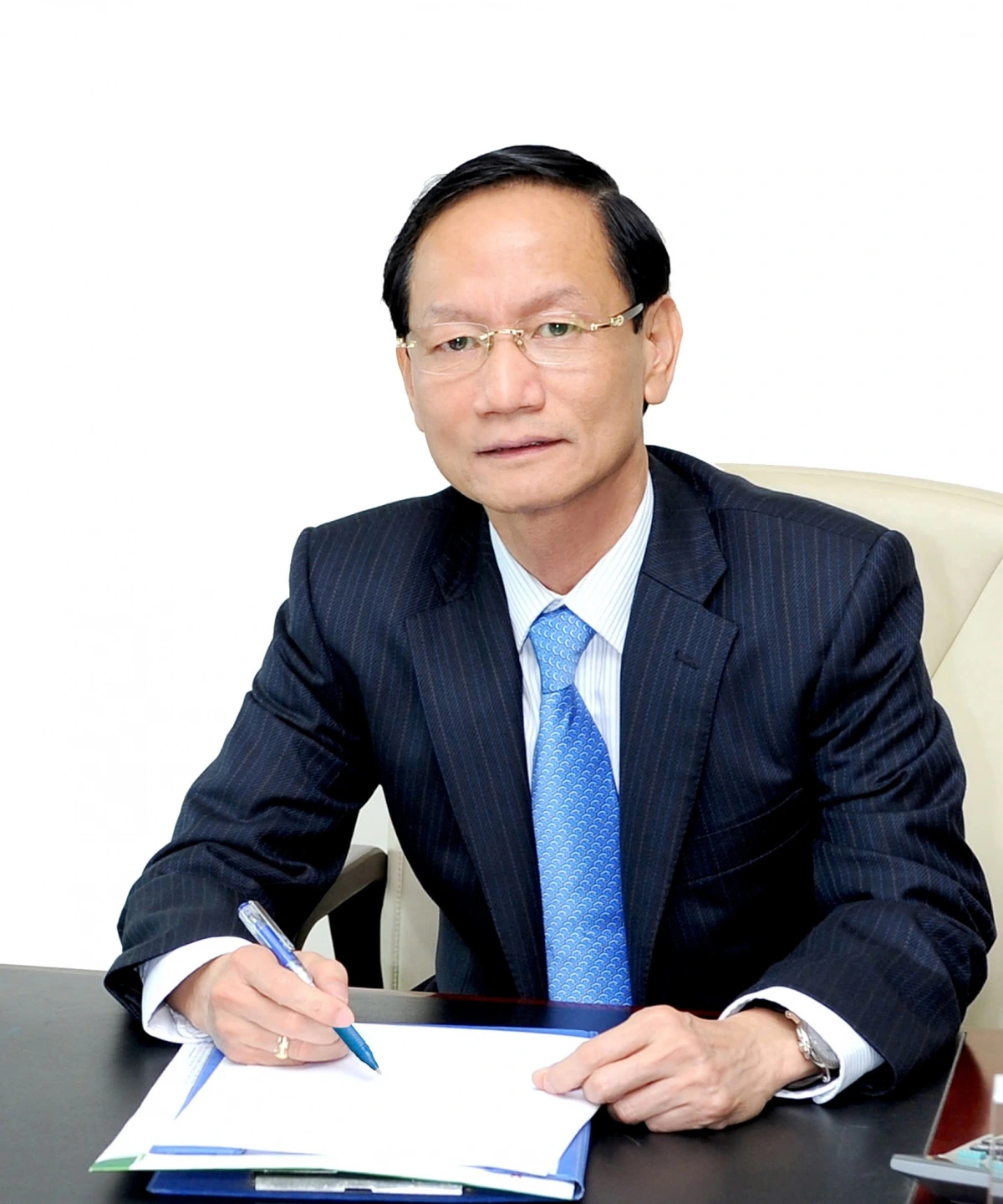Ông Vũ Văn Tiền – Chủ tịch Hiệp hội Các Tổ chức Dịch vụ Phát triển Kinh doanh Việt Nam (VABSO), Chủ tịch Tập đoàn Geleximco, Phó Chủ tịch HĐQT kiêm Thành viên thường trực Ngân hàng TMCP An Bình (ABBank)