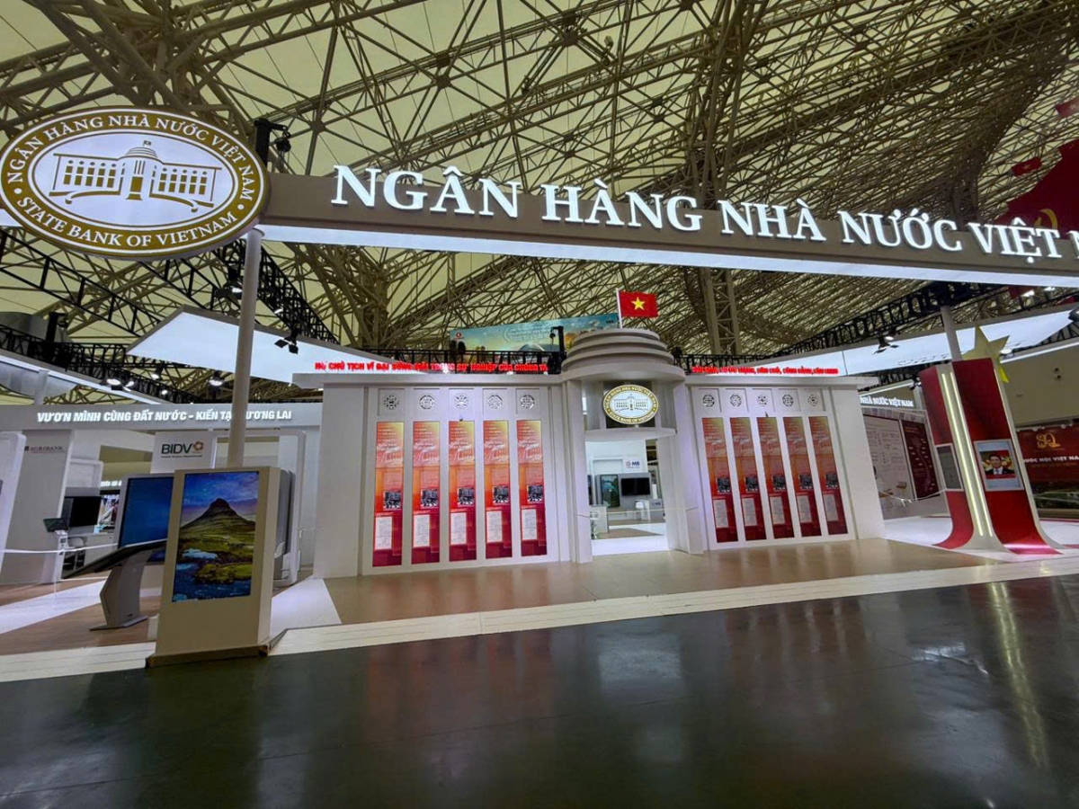 Khu trưng bày của ngành Ngân hàng tại Triển lãm thành tựu Đất nước “80 năm Hành trình Độc lập - Tự do - Hạnh phúc” nhân dịp kỷ niệm 80 năm Ngày Quốc khánh (2/9/1945 – 2/9/2025)
