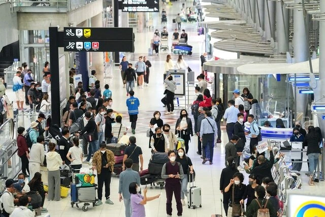 Khách nước ngoài nhập cảnh tại sân bay Suvarnabhumi. Nguồn: Reuters