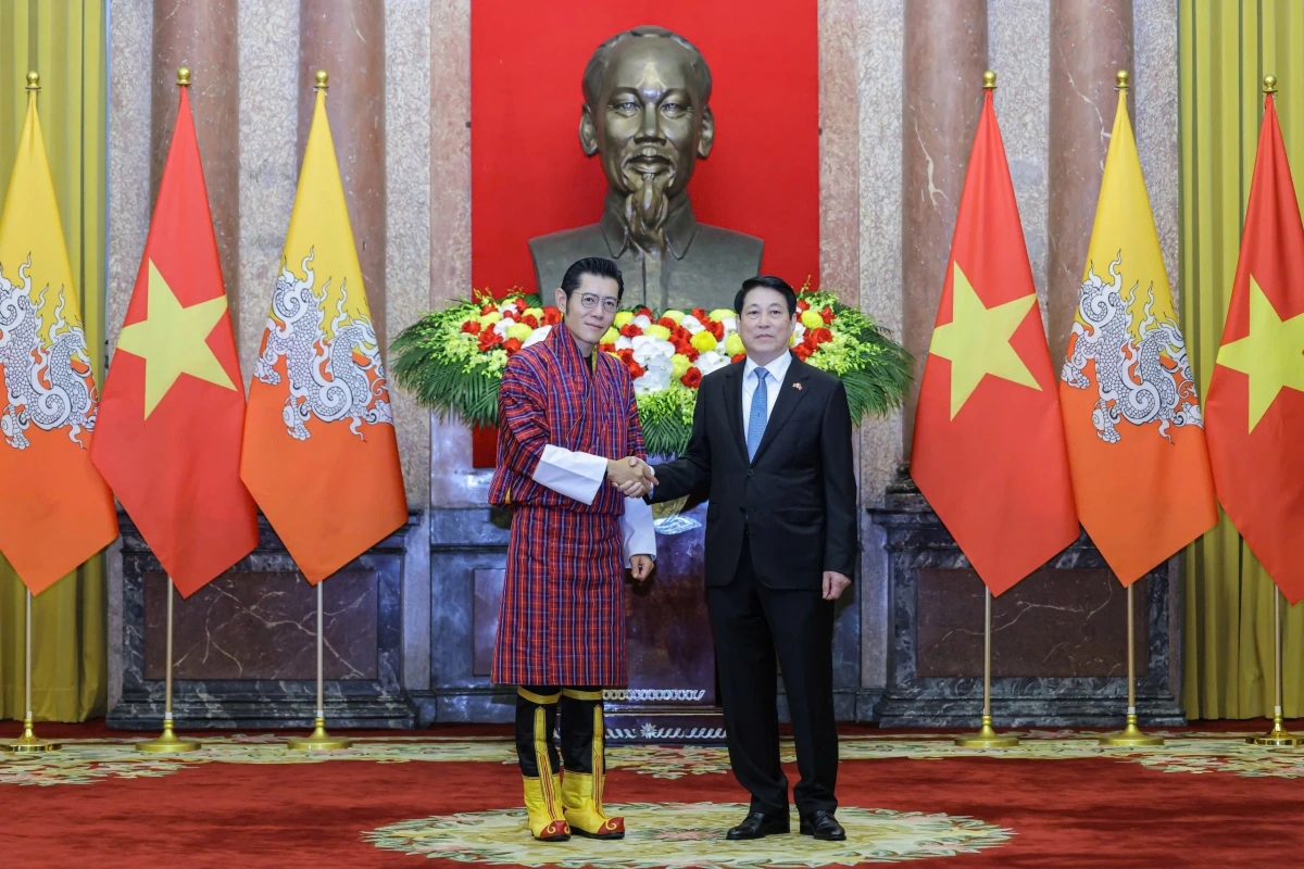 Chủ tịch nước Lương Cường và Quốc vương Bhutan Jigme Khesar Namgyel Wangchuck.