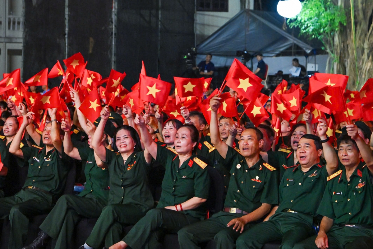 Các đại biểu dự điểm cầu Hà Nội