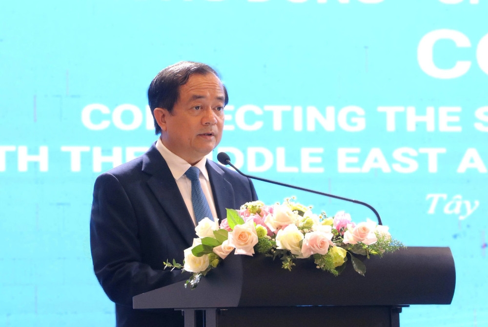 Phó Chủ tịch UBND tỉnh Tây Ninh Nguyễn Hồng Thanh phát biểu tại Hội nghị. Ảnh Báo Tây Ninh