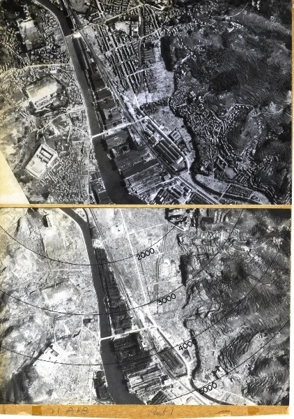 Nagasaki chịu thiệt hại ít hơn so với Hiroshima, phần lớn nhờ địa hình và cấu trúc của đô thị. Tuy vậy, khi quả bom Fat Man phát nổ trên bầu trời, 14.000 công trình tương đương 27% số nhà cửa trong thành phố đã bị phá hủy. Chỉ 12% kiến trúc của thủ phủ vùng này còn nguyên vẹn khi lớp bụi phóng xạ lắng xuống.