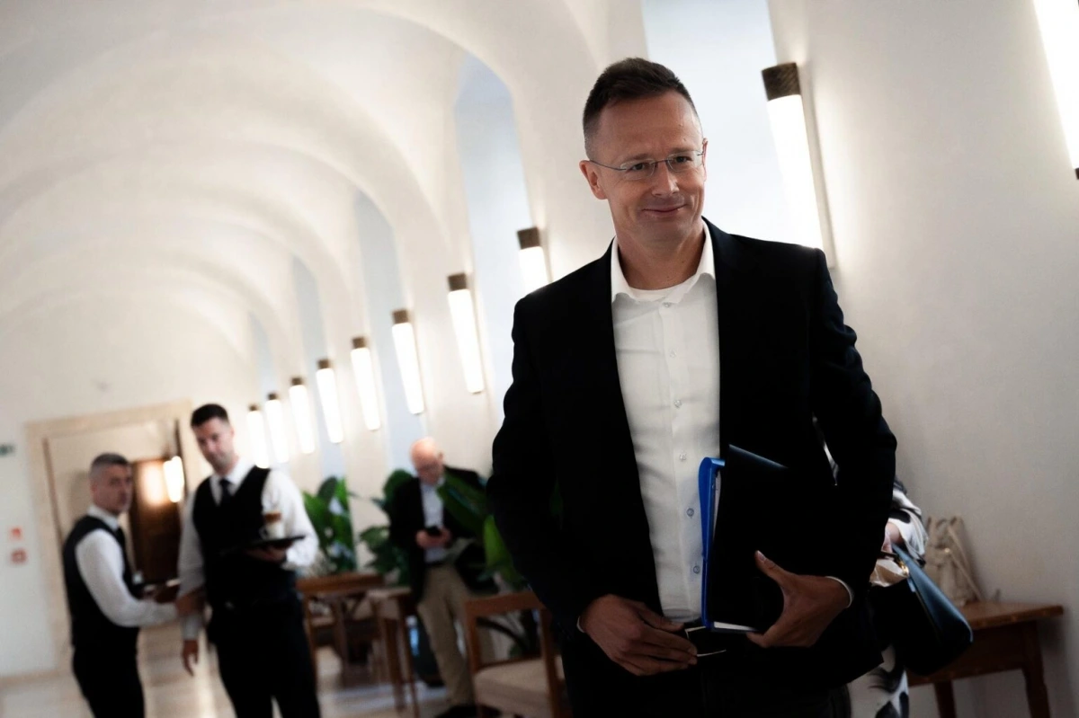 Bộ trưởng Ngoại giao Hungary Péter Szijjártó. Ảnh: dailynewshungary.com