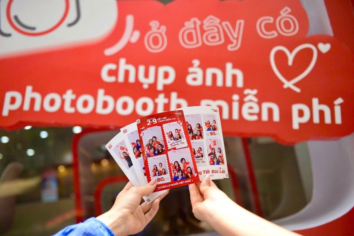 Khách hàng có thể vừa chụp ảnh vừa in ảnh miễn phí 