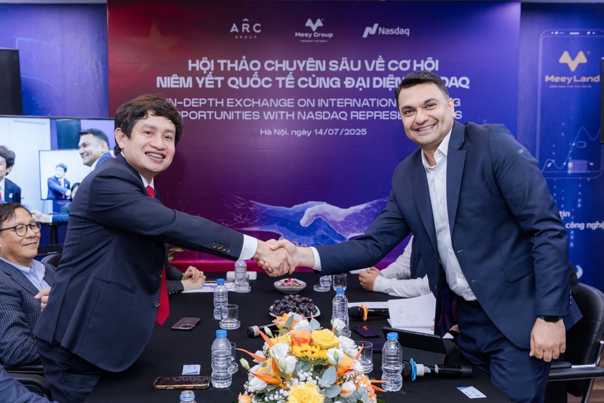 Ông Hiren Krishnani, Giám đốc Quan hệ Nhà đầu tư và IPO, NASDAQ, thăm và làm việc tại trụ sở Meey Group (Ảnh: Meey Group)