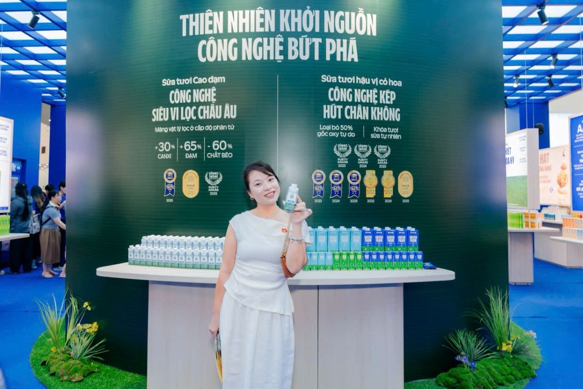 Vinamilk mang đến triển lãm những trải nghiệm thú vị qua cách thể hiện trực quan về những bước đột phá trong đổi mới sáng tạo, khoa học – công nghệ tạo ra sản phẩm dinh dưỡng tiêu chuẩn quốc tế, đón đầu các xu hướng tiêu dùng (Ảnh: Tịnh Không)