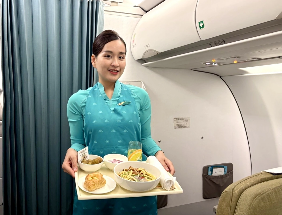 Vietnam Airlines phục vụ đặc sản nhãn lồng Hưng Yên trên các chuyến bay nội địa và quốc tế.
