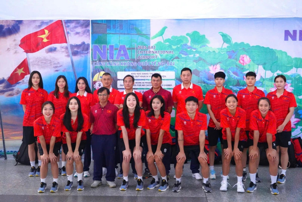 Đội U21 bóng chuyền nữ Việt Nam dự giải U21 nữ thế giới ở Indonesia. (Ảnh: Sao Vàng Volleyball). 