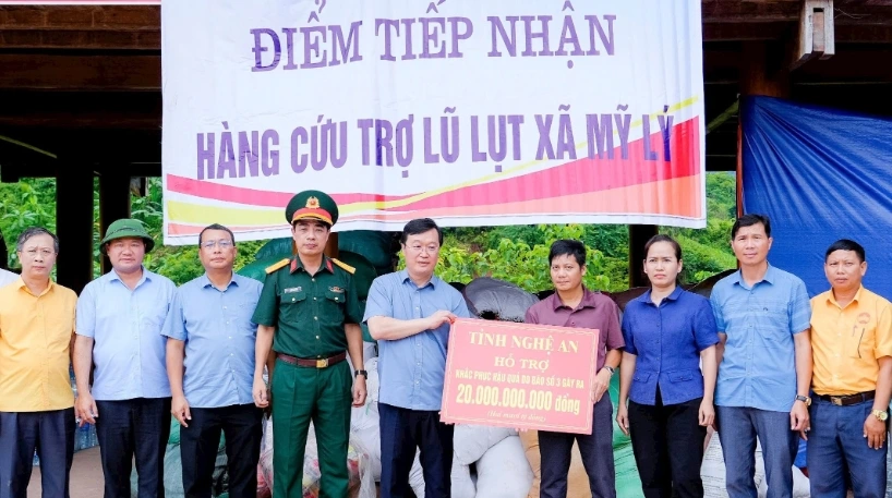 Tỉnh Nghệ An hỗ trợ xã Mỹ Lý 20 tỷ đồng để khắc phục hậu quả do bão số 3 gây ra. Ảnh: Phạm Bằng