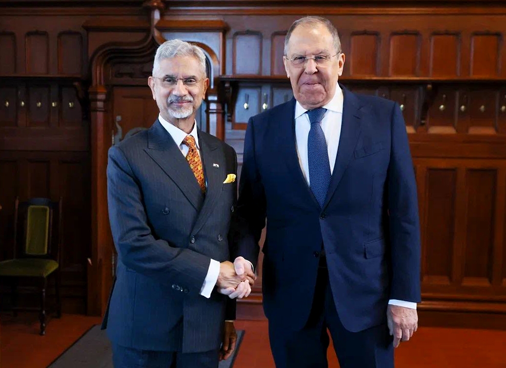 Bộ trưởng Ngoại giao Nga Sergey Lavrov và Bộ trưởng Ngoại giao Ấn Độ S Jaishankar hội đàm tại Moscow ngày 21/8. (Ảnh: ANI)