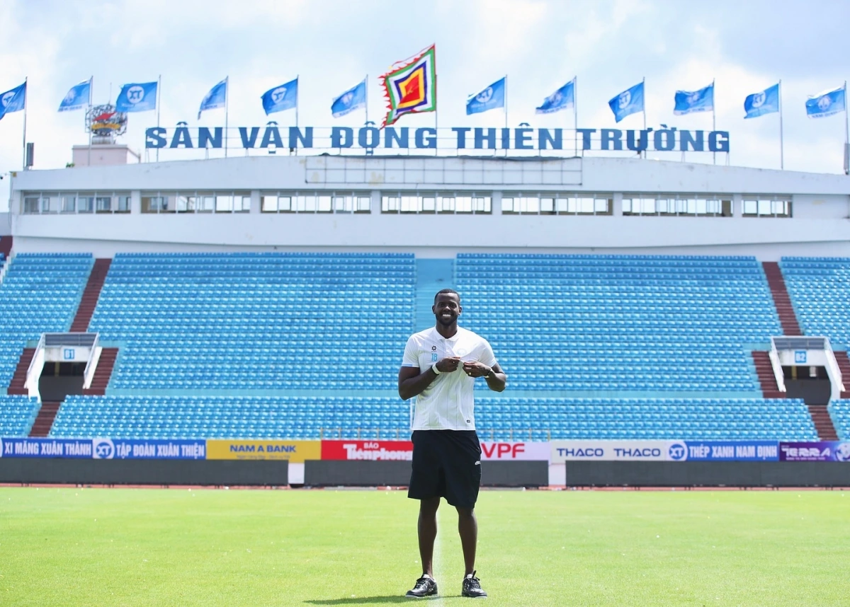 CLB Nam Định chiêu mộ thành công thủ môn Caíque Santos. (Ảnh: CLB Nam Định)