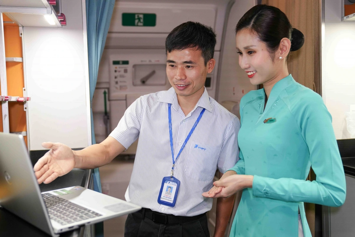 Vietnam Airlines phủ sóng wifi trên các chuyến bay.