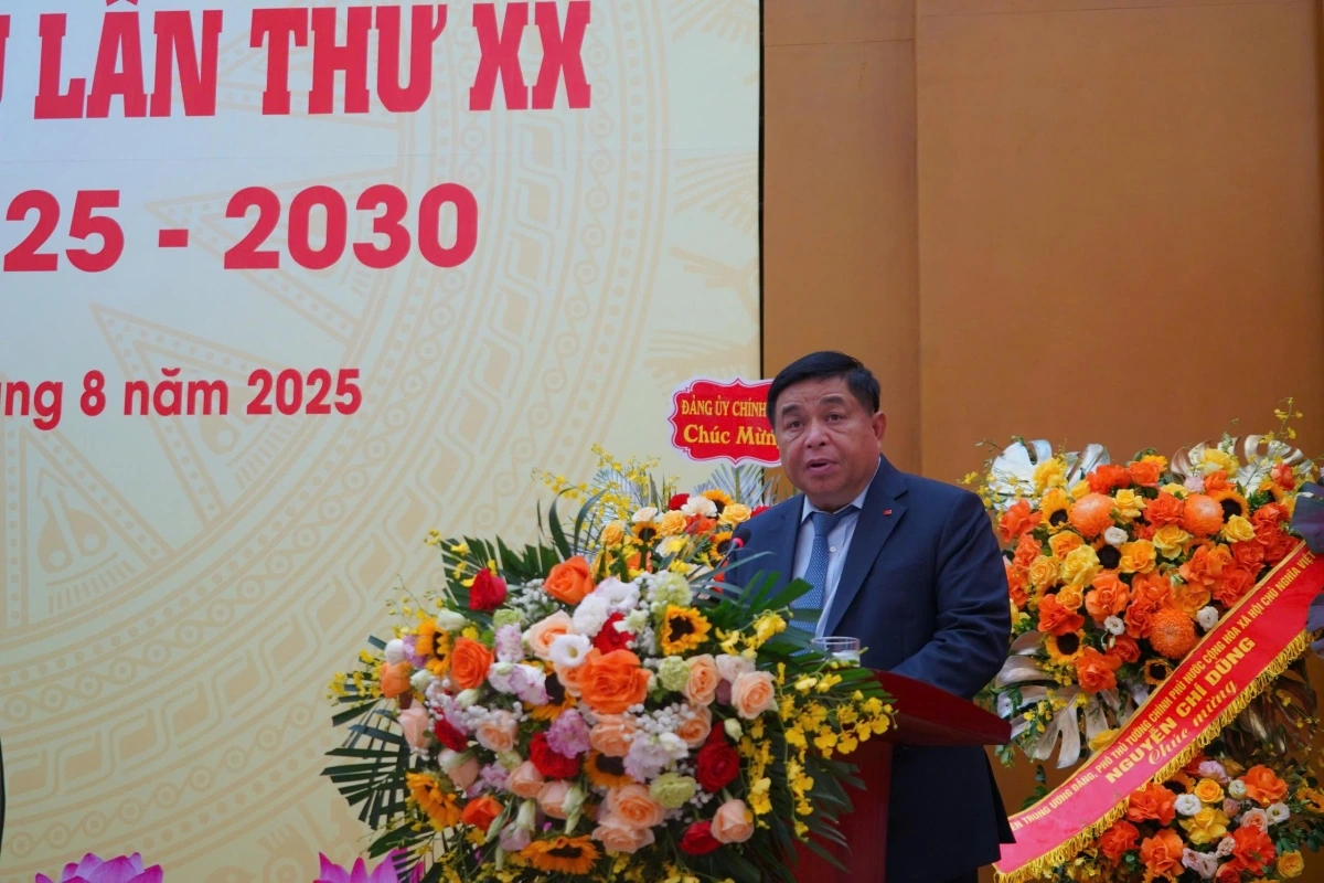 Phó Thủ tướng Nguyễn Chí Dũng phát biểu tại đại hội