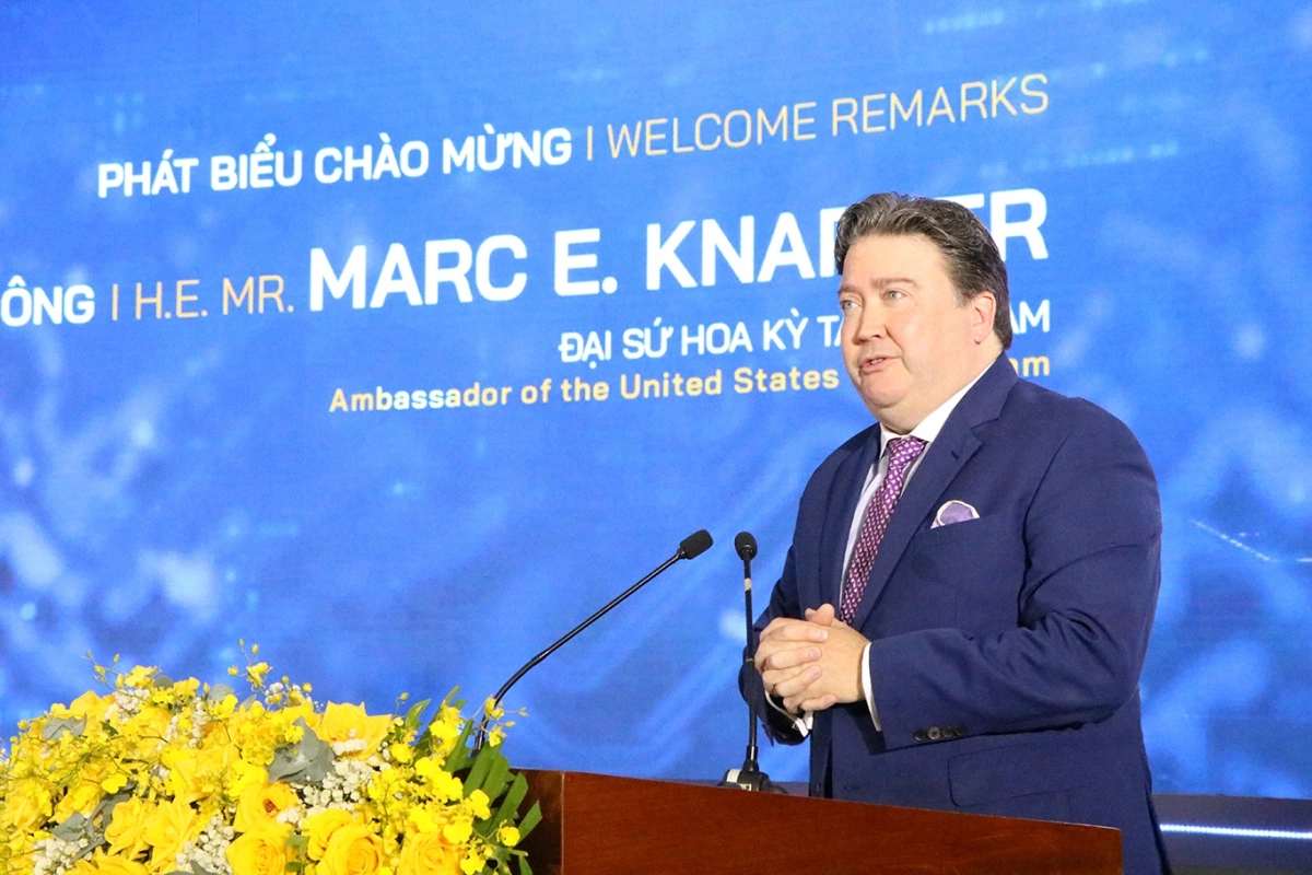 Đại sứ Hoa Kỳ tại Việt Nam Marc Knapper phát biểu chào mừng