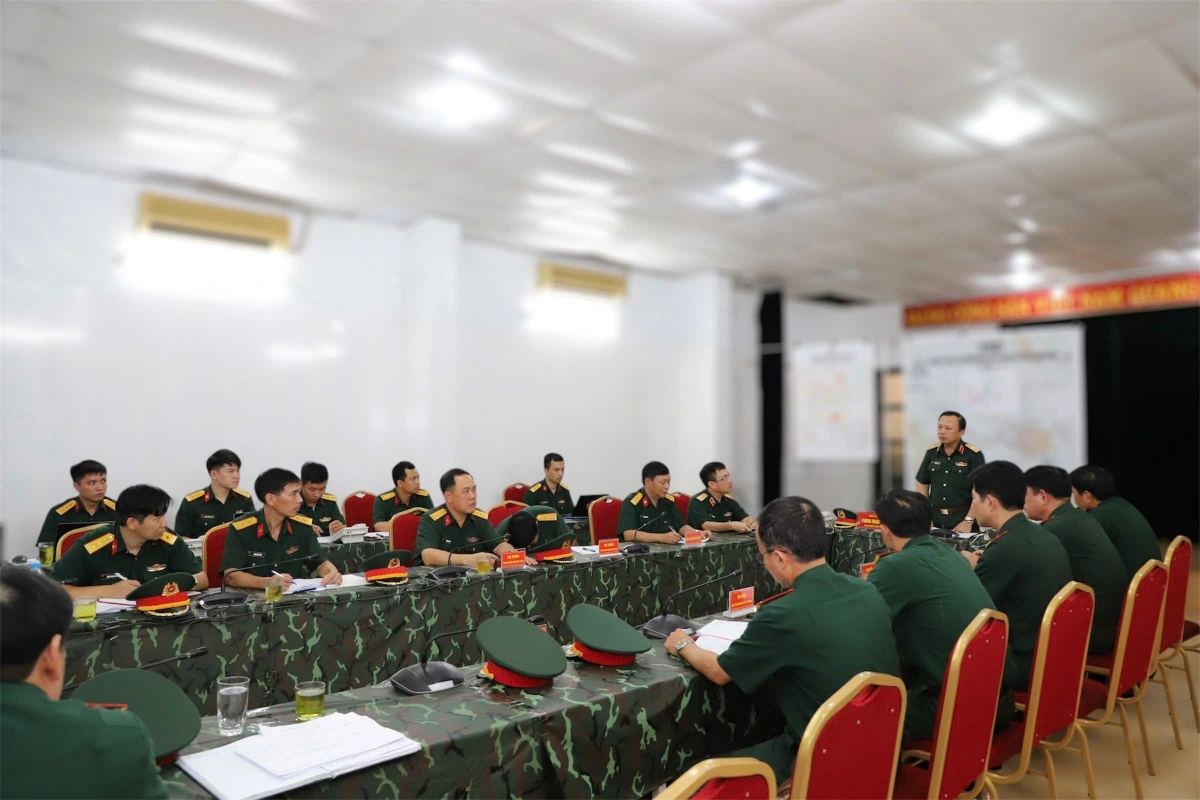 Hình ảnh tại Sở chỉ huy điều hành cơ động lực lượng, đêm 5/8. (Ảnh: Hương Tú)