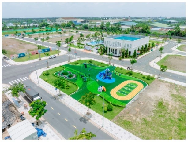Phía Tây TP.HCM khan hiếm quỹ đất nền thổ cư, sổ đỏ 100% trong các khu đô thị quy hoạch bài bản, tiện ích đầy đủ
