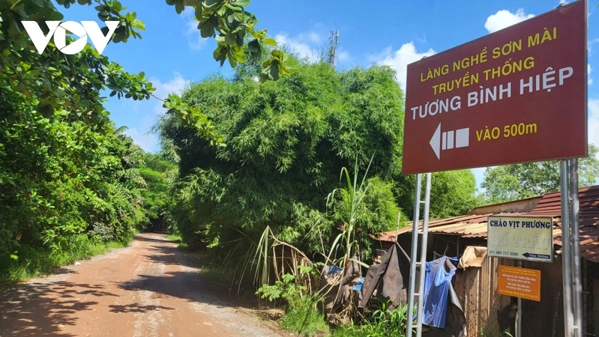 Phường Chánh Hiệp kiến nghị cần hoàn thiện các dự án đầu tư công dang dở, trong đó có làng nghề sơn mài Tương Bình Hiệp 