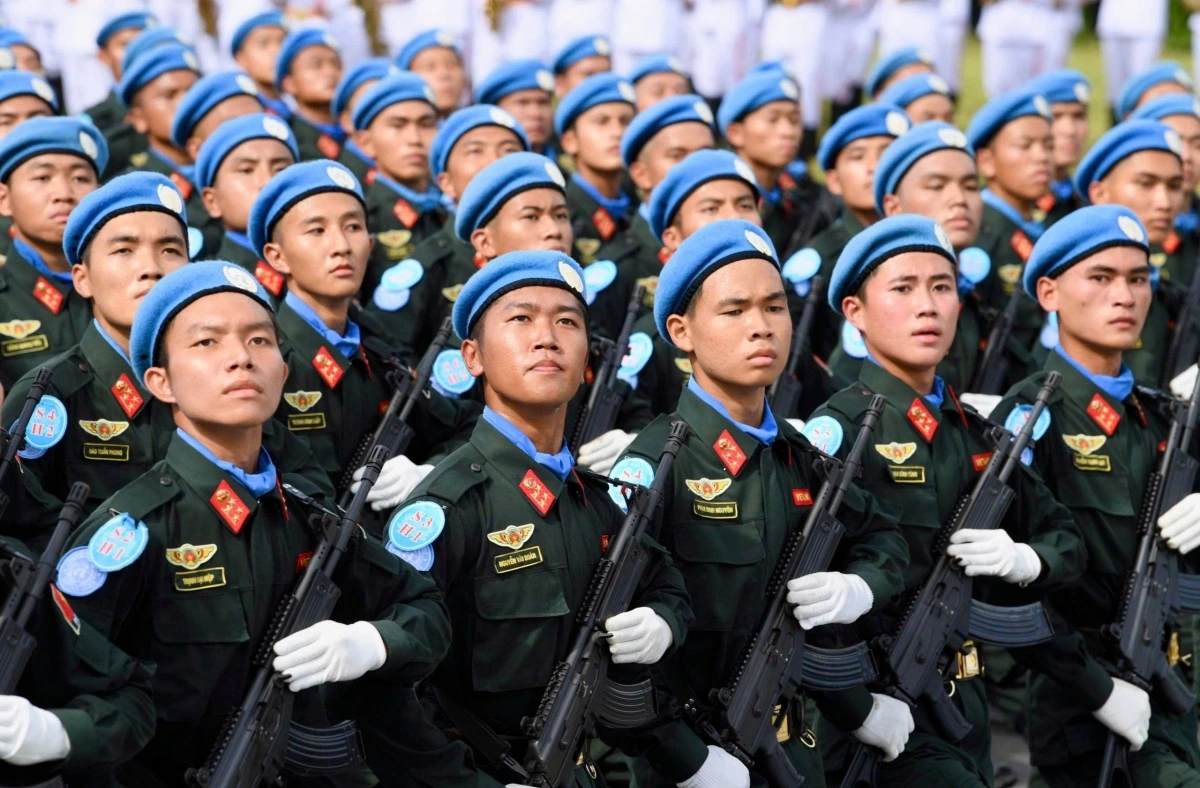 Khối nam sĩ quan Cảnh sát gìn giữ hoà bình Liên Hợp Quốc