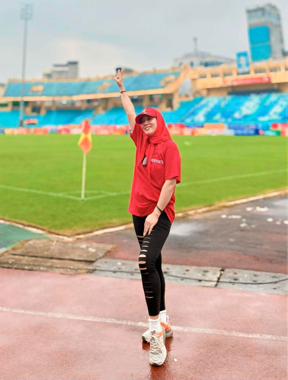 Nghệ sĩ Thu Huyền tự hào là 1 trong 30 diễn viên của Nhà hát Kịch Việt Nam tham gia diễu binh ngày 2/9.