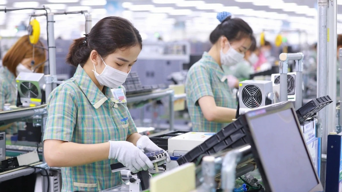Hơn 174.000 doanh nghiệp thành lập và quay trở lại thị trường phản ánh xu hướng phục hồi rõ nét của nền kinh tế. KT