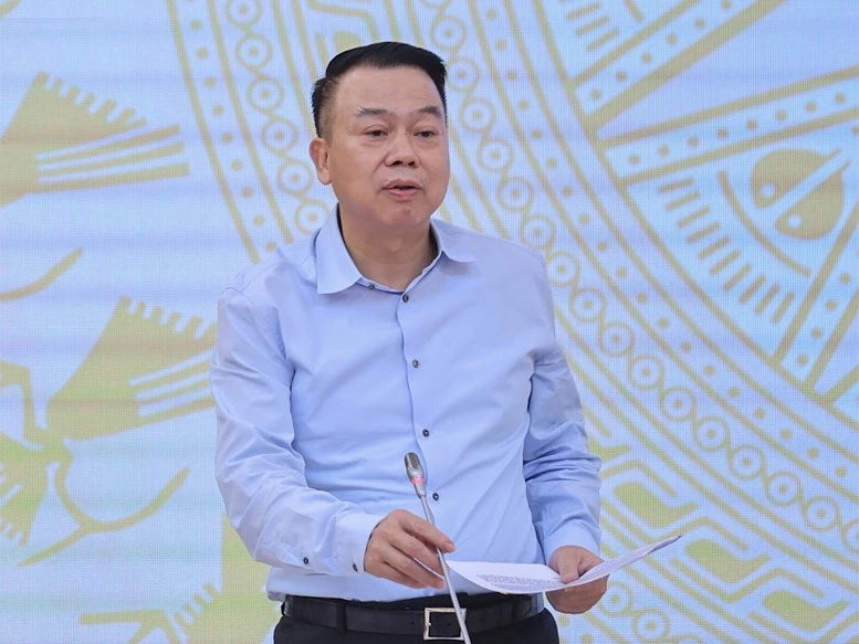 Thứ trưởng Bộ Tài chính Nguyễn Đức Chi phát biểu tại Họp báo Chính phủ thường kỳ tháng 7/2025 (Ảnh: VGP)