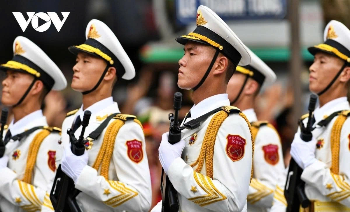 Chinese troops previously took part in HCM City parade marking 50 years of reunification