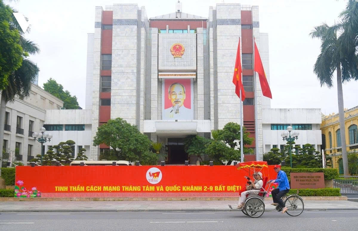 Red flags, banners, slogans, posters, and big panels have been colouring the streets of Hanoi in recent days to mark the country's 80th National Day.