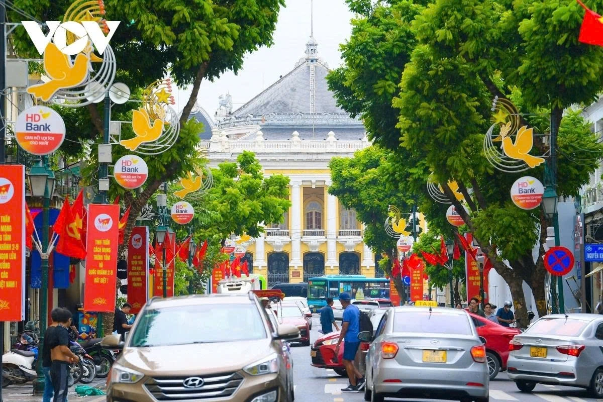 Impressive banners are hung out along the streets leading towards the August Revolution Square.