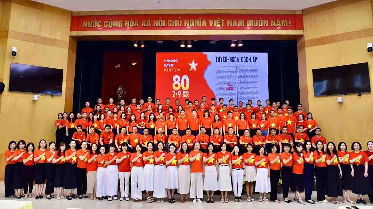 Hoàn Kiếm tổ chức buổi sinh hoạt chính trị